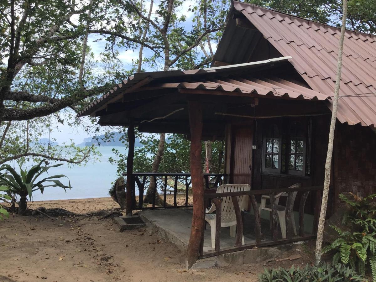 Hotel Dawn Of Happiness Ao Nam Mao Exterior foto